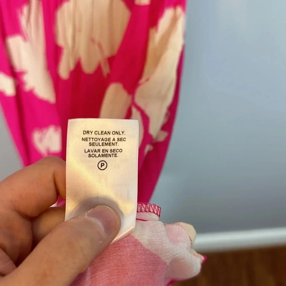 Velvet by Graham & Spencer Makena Twist Front Printed Dress NWT Size Medium - Picture 13 of 14